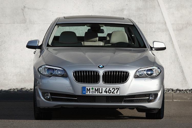 _BMW_5_berlina_01