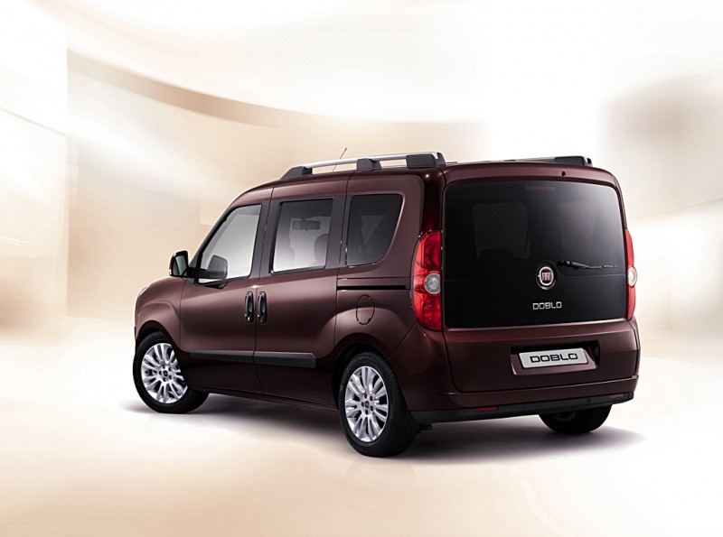 F_Doblo_02