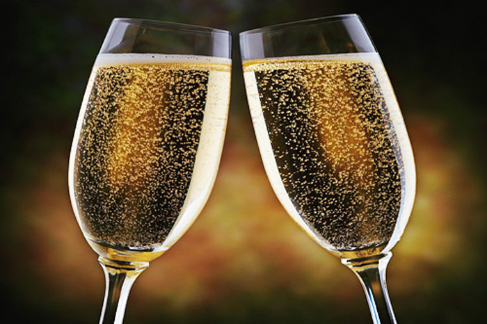 A Champagne Cheers!