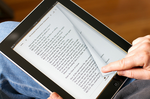 ebook reader amazon kindle